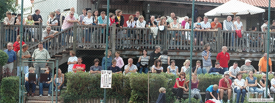004 volle Terrasse